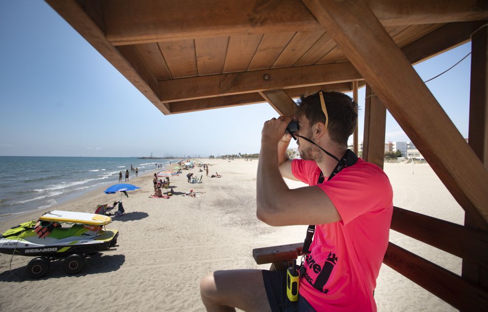 Canet d'En Berenguer: Una playa de postal a menos de 30 minutos de la capital del Turia