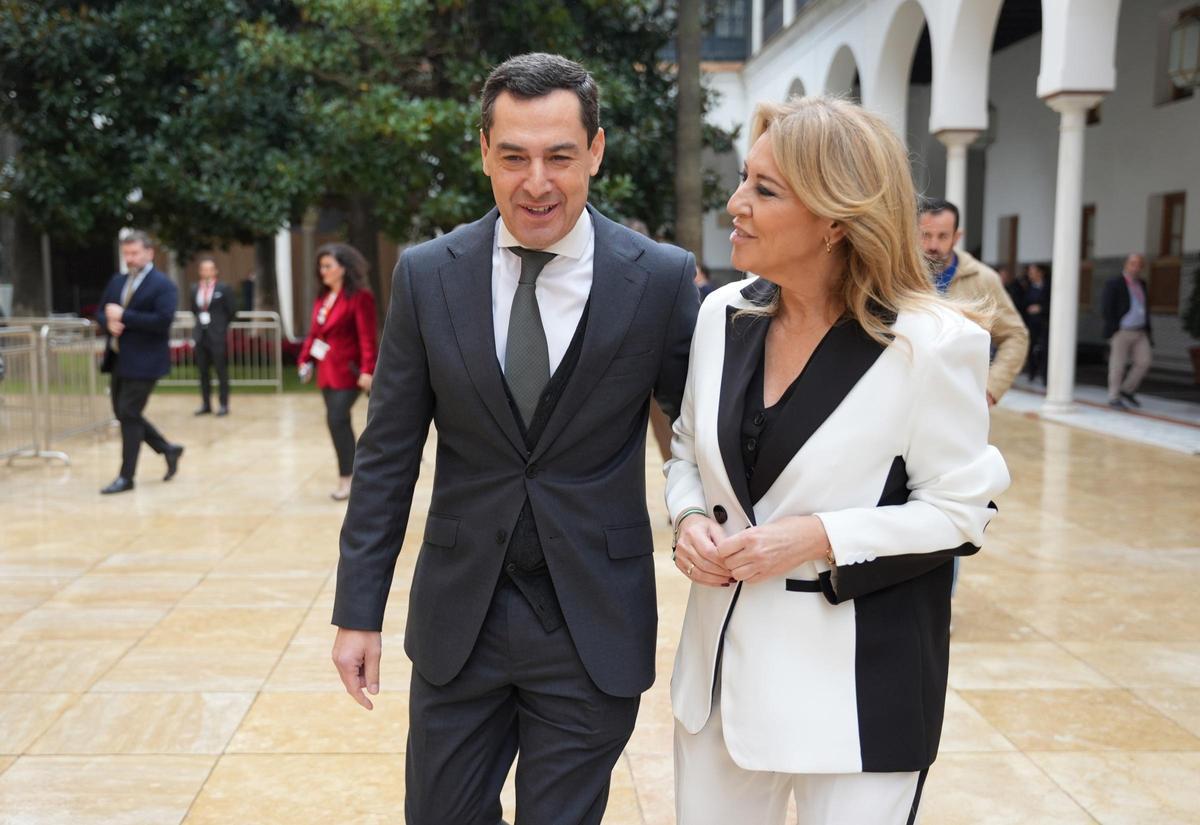 Juanma Moreno y Carolina España