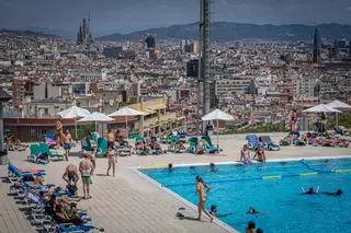 Aprieta la ola de calor en Catalunya: estas son las comarcas y horas más afectadas