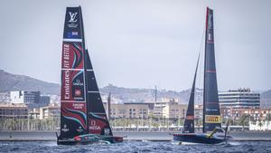 Los neozelandeses cumplen los pronósticos y ganan la regata preliminar de la Copa América de vela. Emirates Team New Zealand vence a Luna Rossa Prada Pirelli.