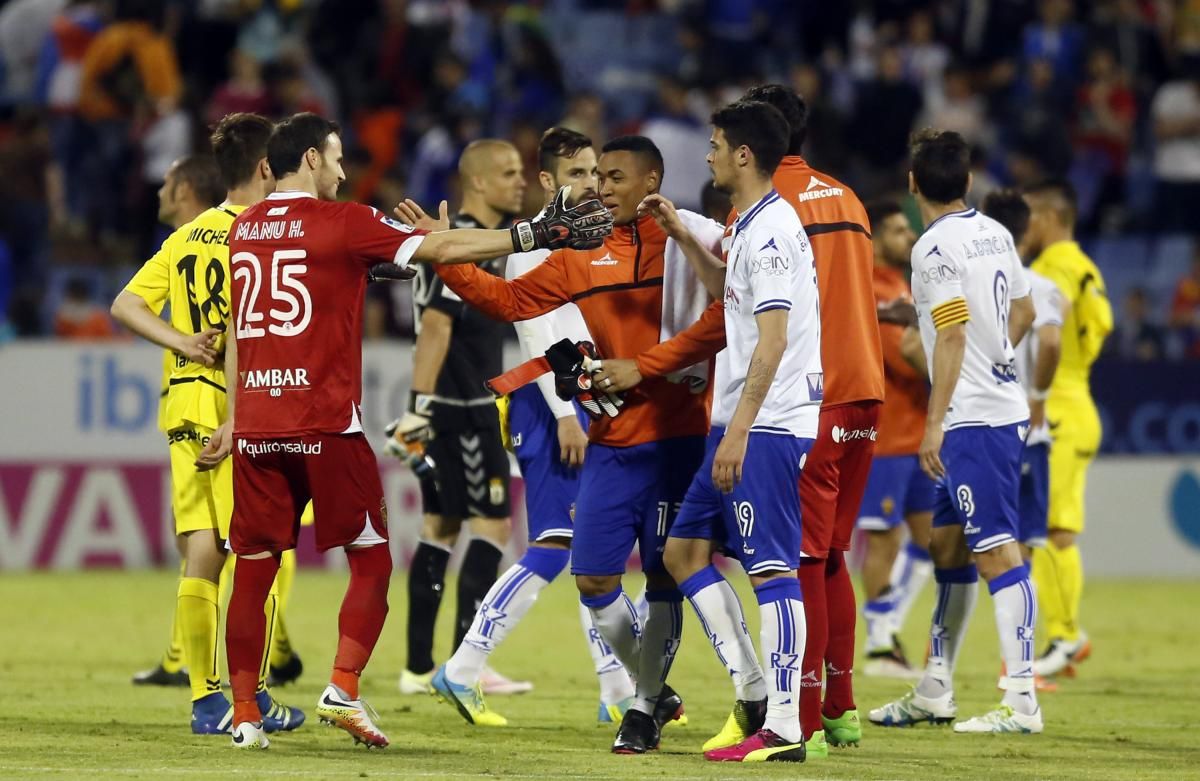 Las mejores imágenes del triunfo del Real Zaragoza sobre el Oviedo por 1-0