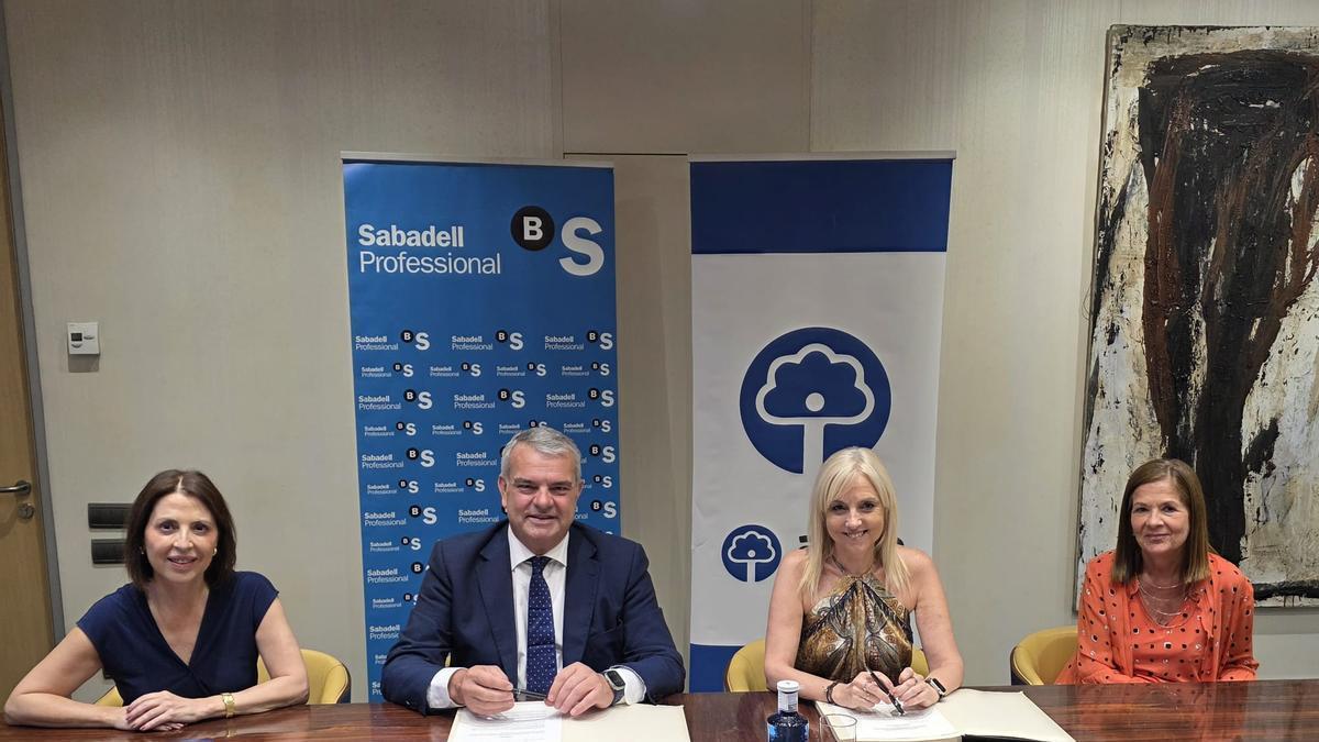 AEFA y Banco Sabadell renuevan alianza para la defensa de la empresa familiar alicantina