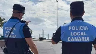 Un conductor que dio positivo en alcohol arrolla la terraza de un restaurante en Adeje y deja una mujer herida