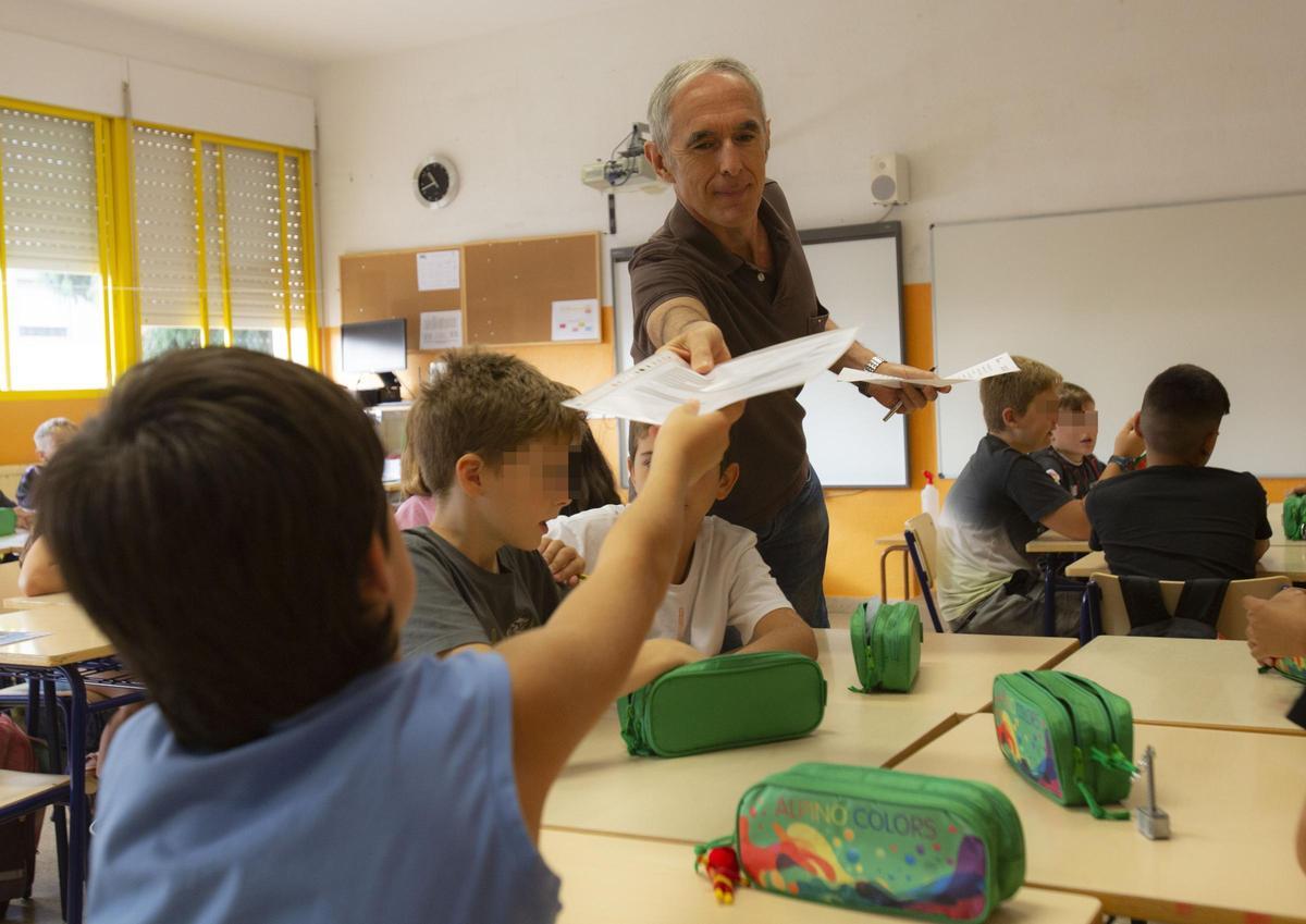 Alumnos en un colegio de la provincia de Alicante