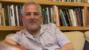 L’editor israelià d’origen argentí Uriel Kon.  | EL PERIÓDICO