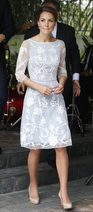 Kate Middleton con vestido de Temperley London en Kuala Lumpur