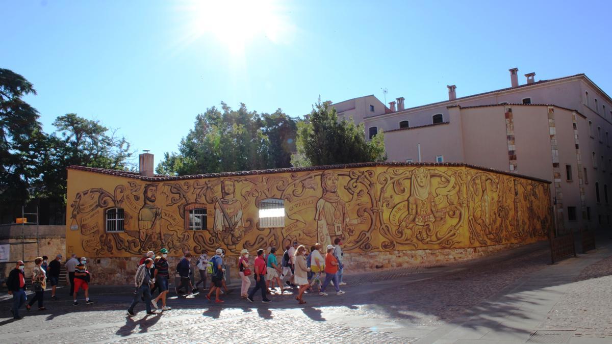 Uno de los últimos murales sobre el Cerco de Zamora en el casco antiguo.