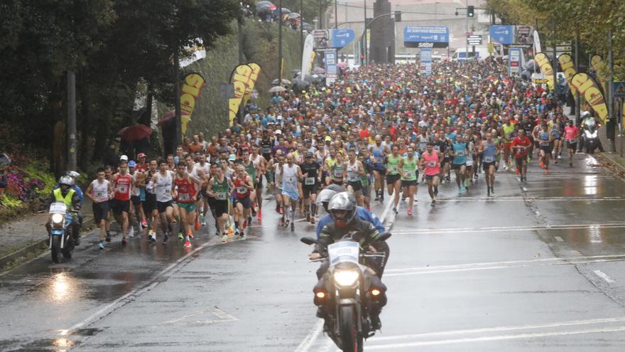 FOTOGALERÍA | Búscate na Carreira Pedestre Popular de Santiago