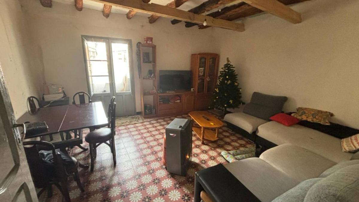 Esta es la bonita vivienda que s evende en Illueca por 29.900 euros.