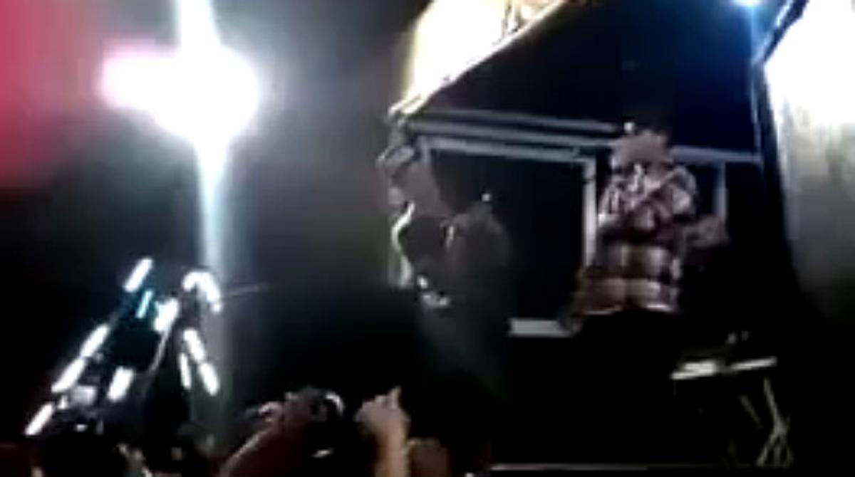 El vídeo d’un espectador grava la mort de MC Daleste.
