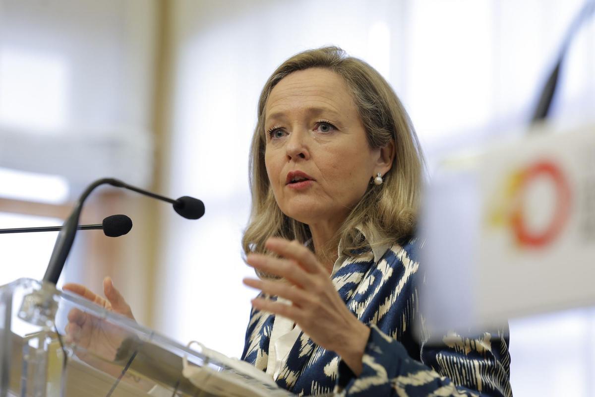 Calviño, optimista després de les dades de l’EPA: «La perspectiva és positiva»