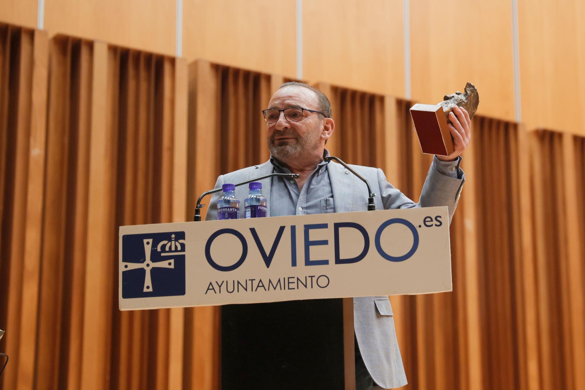 Entrega de los premios "Axuntábense".