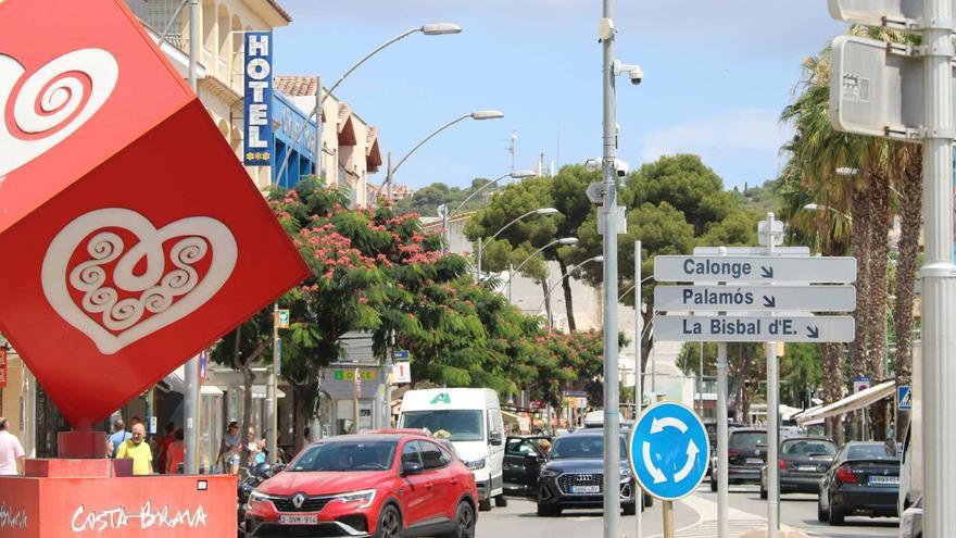 Bandes de lladres posen vehicles a noms de testaferros per esquivar el registre de càmeres a Platja d&#039;Aro