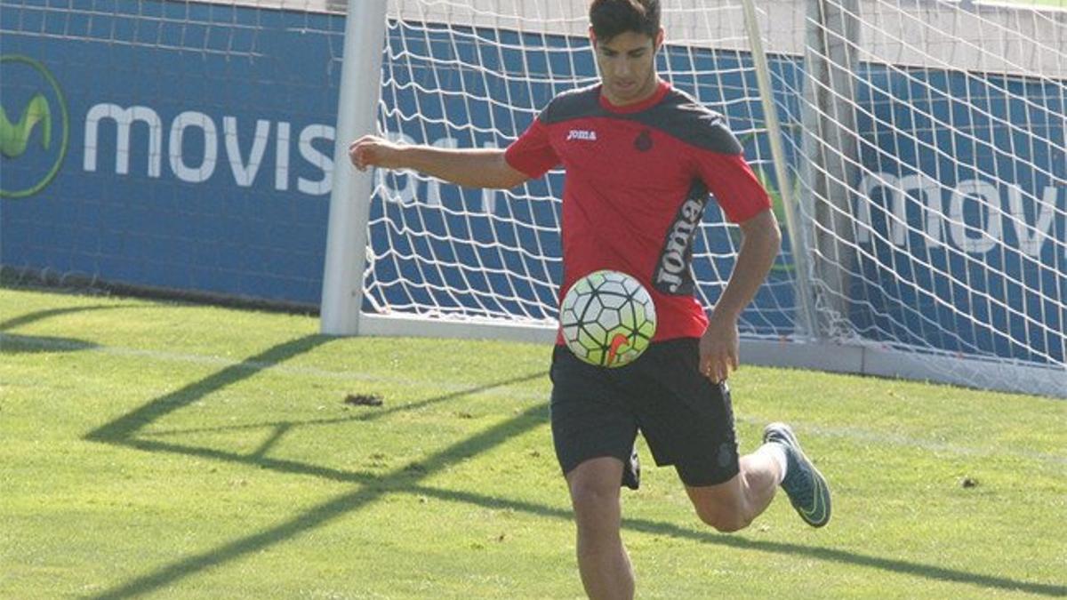 Marco Asensio durante un entrenamiento del Espanyol 