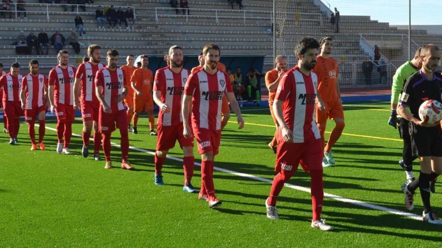 El Petrelense juega hoy ante el Villena