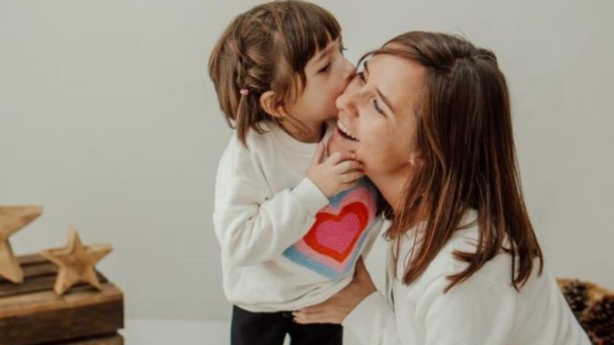 Familias mallorquinas reclaman un servicio de cuidados paliativos domiciliarios a menores las 24 horas al día: &quot;Las madres no somos médicos&quot;