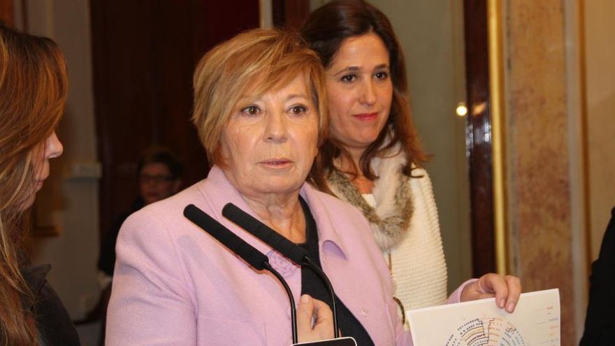 L&#039;exministra Celia Villalobos |