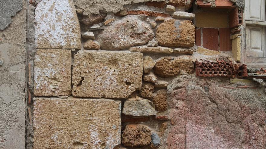 Una histórica casa del barrio marinero de Dénia, condenada a la ruina y la piqueta