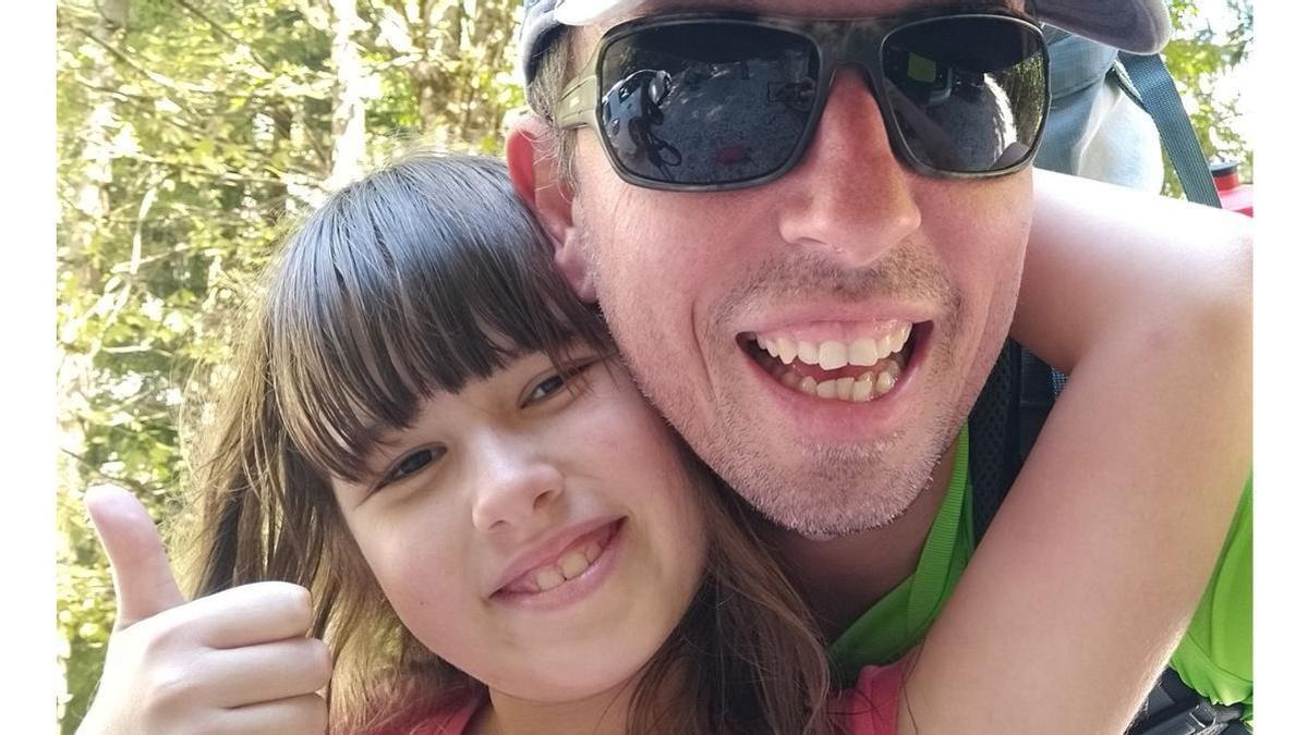 TÍO POGACAR HIJA DESAPARECIDA | El tío del ciclista Tadej Pogacar viaja a España para buscar a su hija desaparecida: una pista sitúa a la niña y a su madre en nuestro país