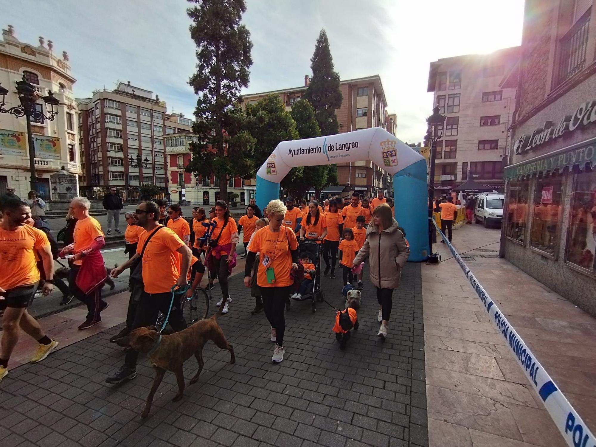 Las carreras contra el cáncer infantil reúnen a cientos de personas en las Cuencas