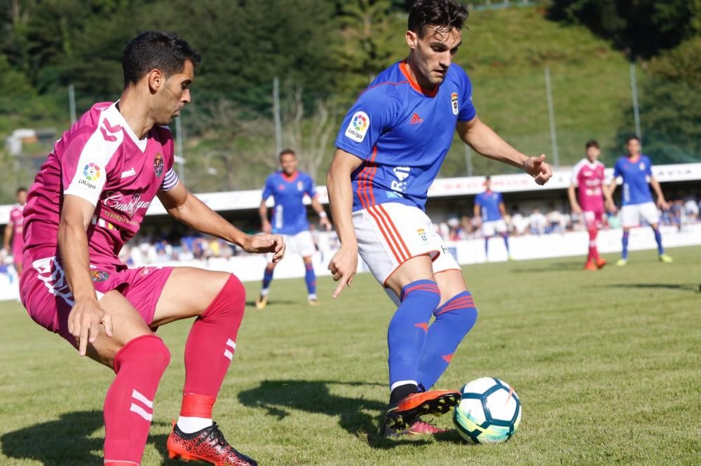 Real Oviedo - Valladolid, en imágenes