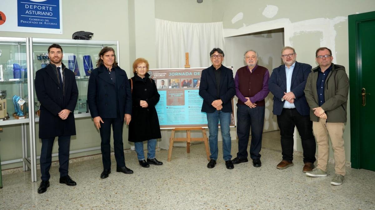 Pedro Cotilla, Ramón Torrelledó, Margarita del Val, Emilio García, Enrique de la Rosa, Pablo Serrano y Luis Casteleiro.