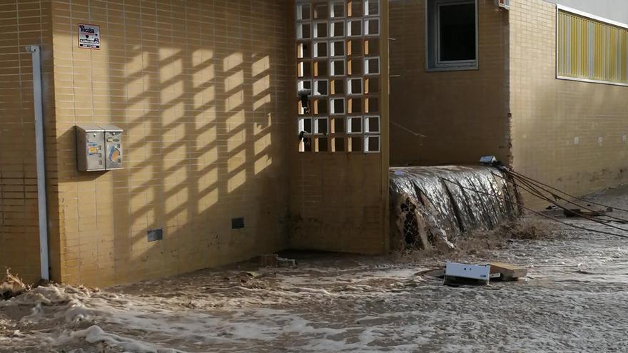 Así quedó el colegio María Zambrano de Parque Venecia tras la tormenta