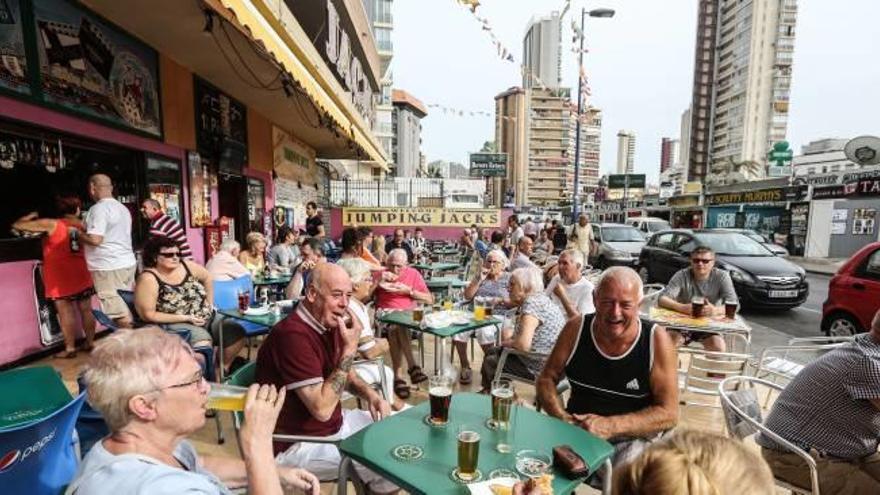 Benidorm registra el 78% de las reservas británicas que se reciben para toda la Comunidad.