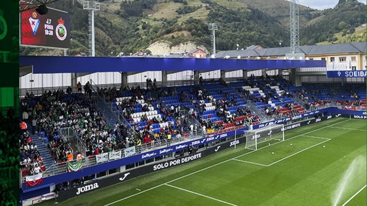 Ipurua, antes de dar comienzo el Eibar-Racing