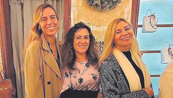 Laura Schroder, Marga Aloy y Ana María Rechita.