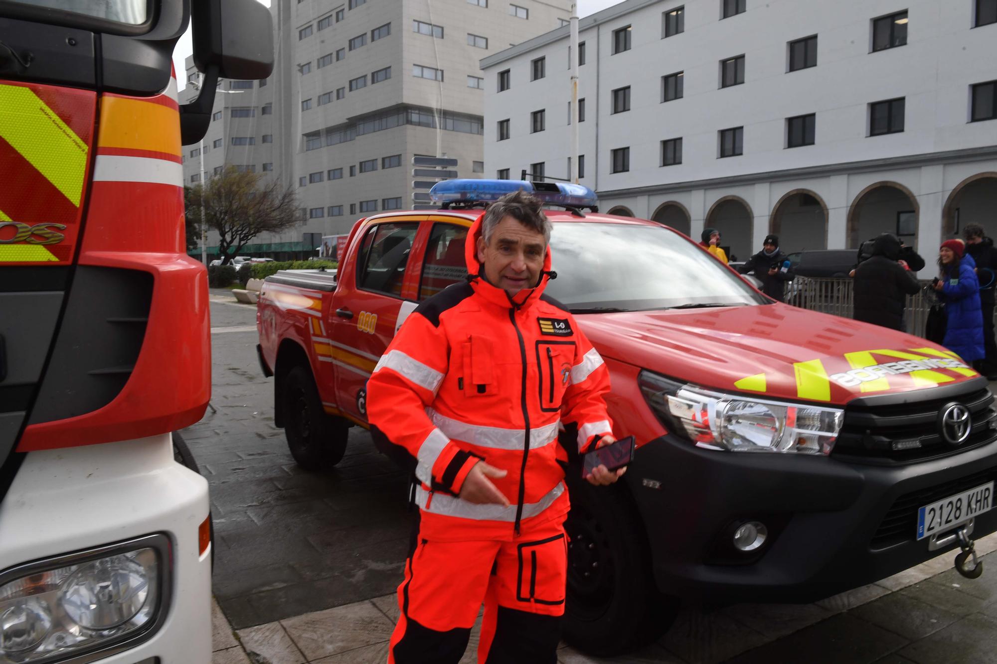 A Coruña en alerta roja: Temporal con fuerte oleaje en Riazor y rachas de más de 100 kilómetros por hora