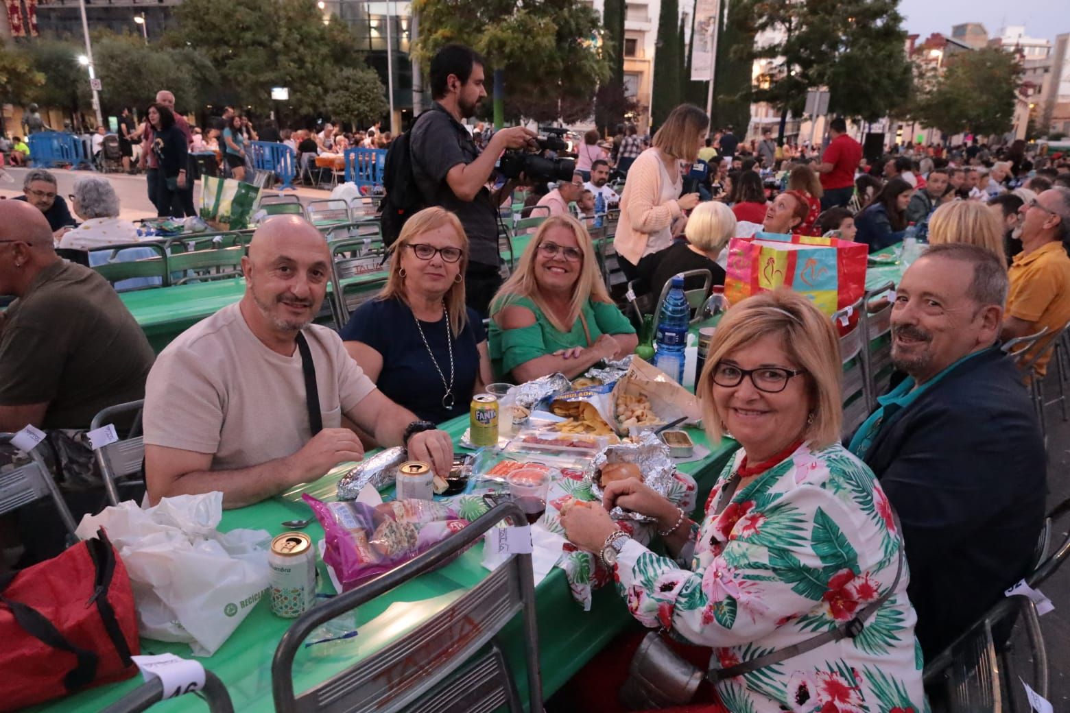 Búscate en la cena de 'pa i porta' de Almassora