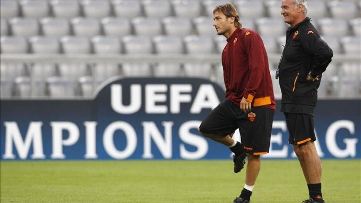 Totti y Ranieri en su etapa juntos con la Roma.