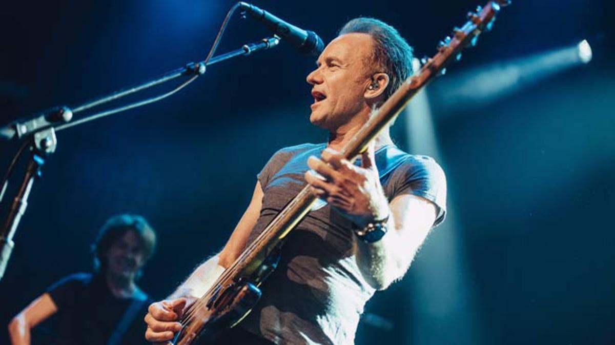 Sting, durant el concert a la sala Bataclan.