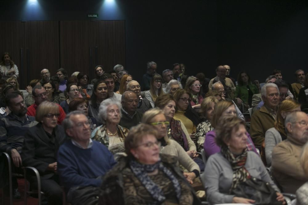 Conferencia de la epidemióloga Adonina Tardón en el Club Prensa Asturiana de La Nueva España