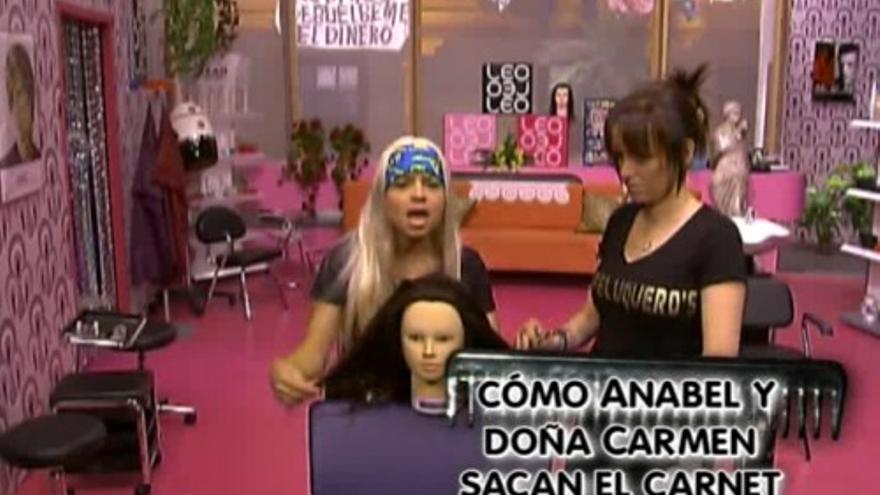 Cap. 25: Cómo Anabel y Doña Carmen sacan el carnet