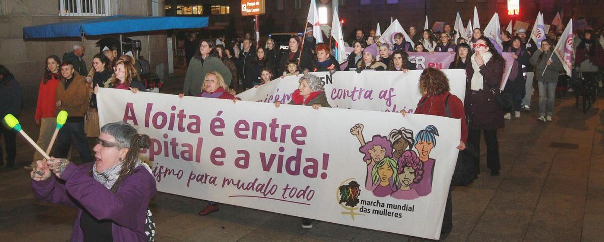 Un apecto de la movilización anoche en Ourense. |  Iñaki Osorio