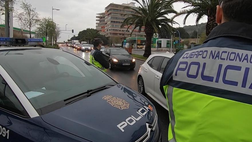 Imagen de archivo de la Policía Nacional en un servicio en Alicante.