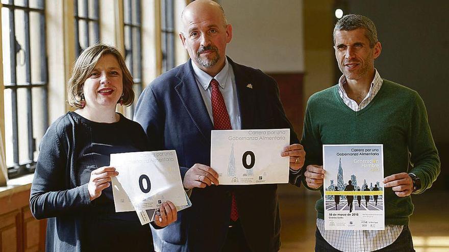 Por la izquierda, Ana Taboada, Francisco José Borge y Alberto Suárez Laso, en la presentación.