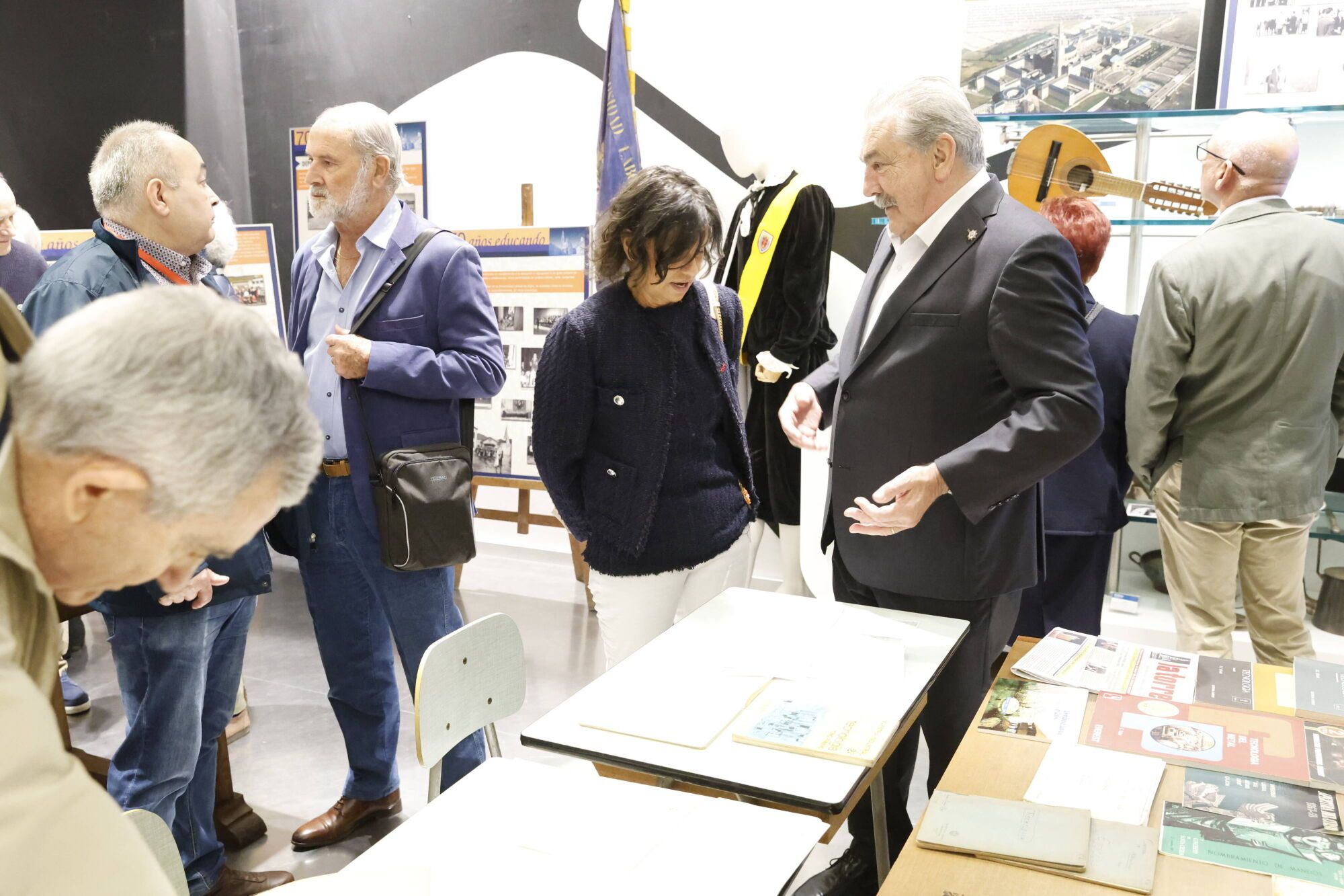 Inauguración de la exposición por el 70.º aniversario de la primera promoción de alumnos de la Universidad Laboral.