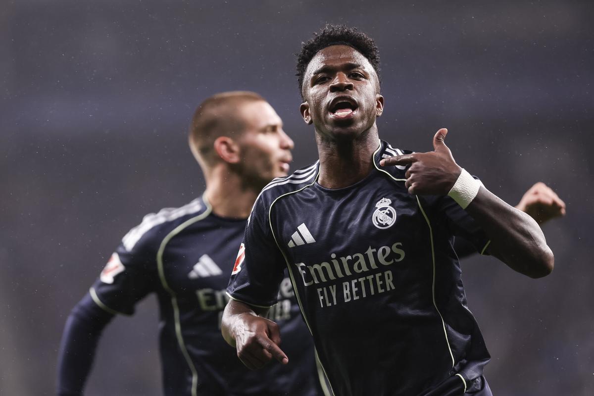 Vinicius celebra uno de sus goles
