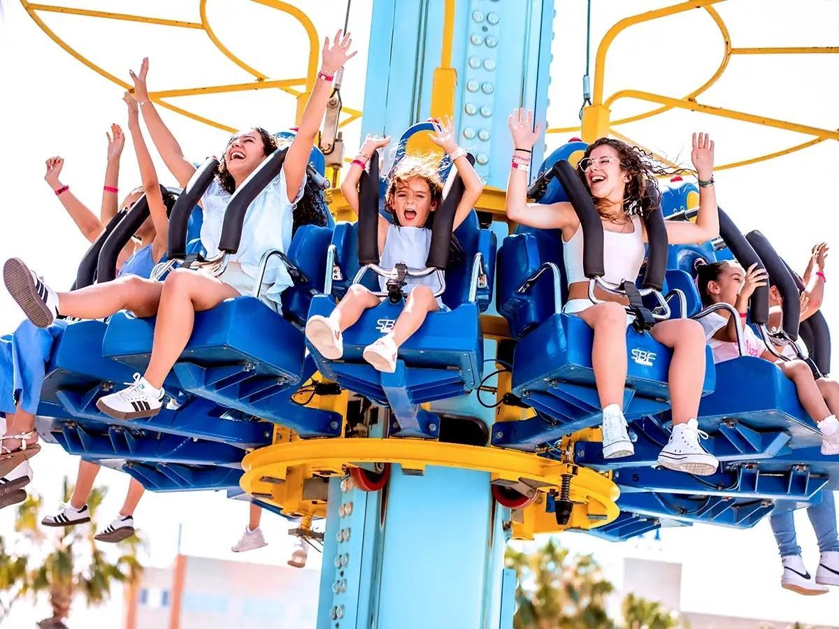 El parque mantendrá abiertas hasta 25 atracciones.