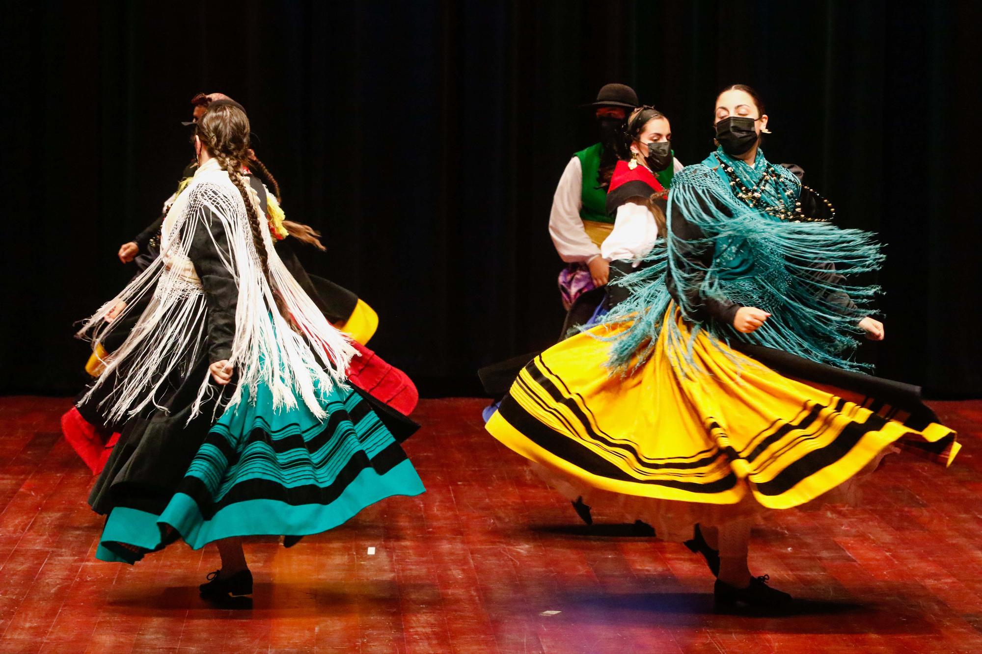 Vilagarcía despide con música y baile las fiestas de Santa Rita