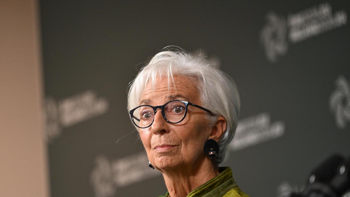 Lagarde defiende una respuesta "moderada" del BCE al repunte de la inflación