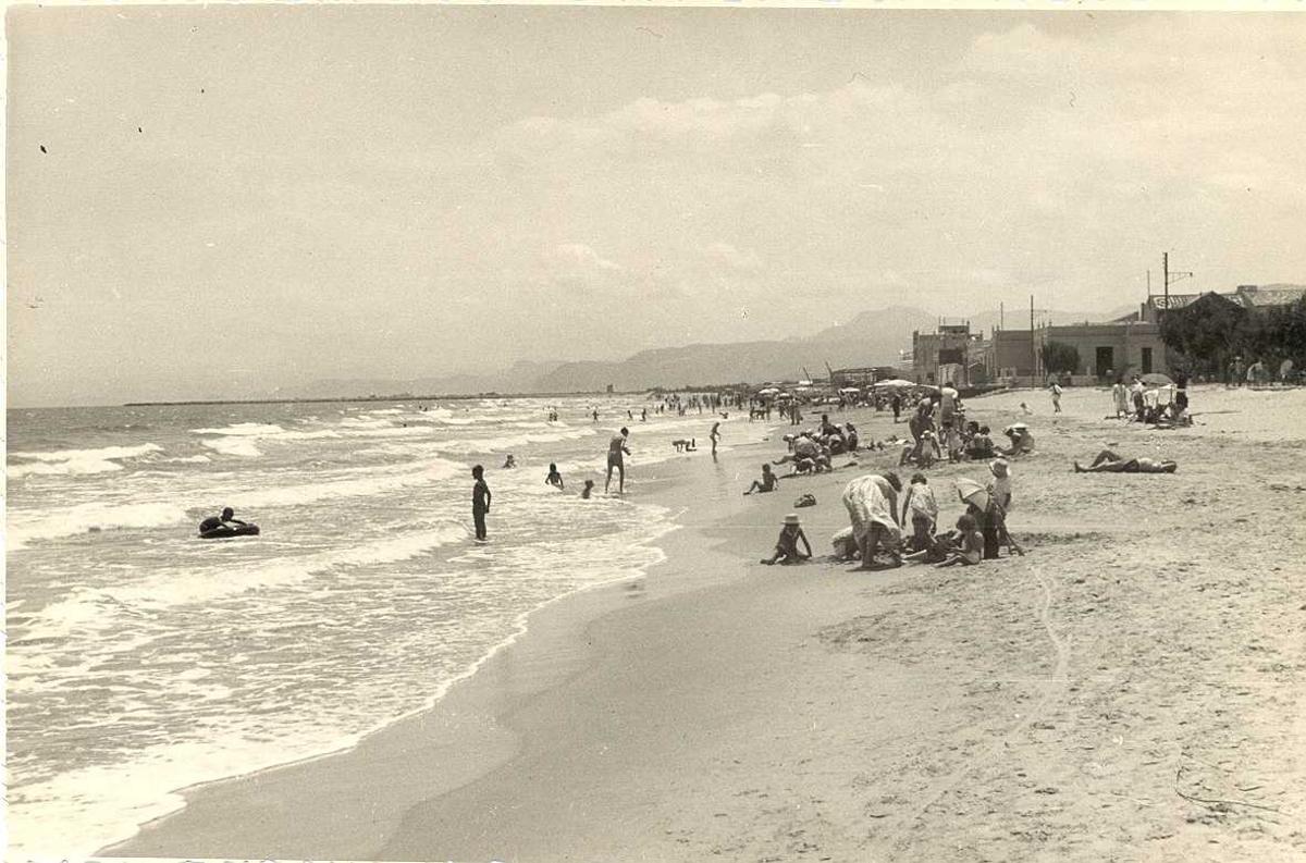 Baños veraniegos de un tiempo que se fue.