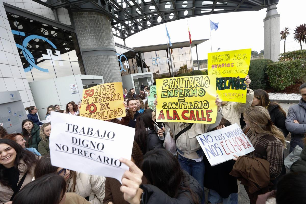 EN IMÁGENES: La protesta en el Hospital San Agustín de Avilés