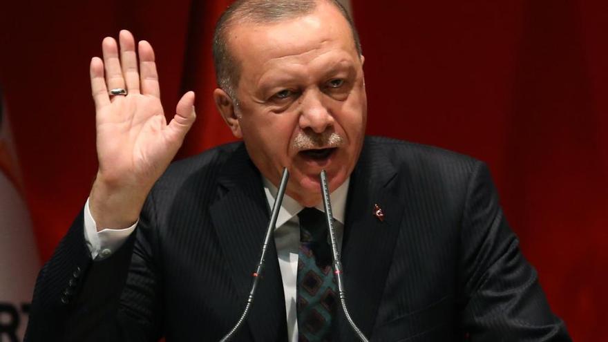 Erdogan amenaza con enviar &quot;millones de refugiados&quot; a Europa si se critica su ofensiva en Siria