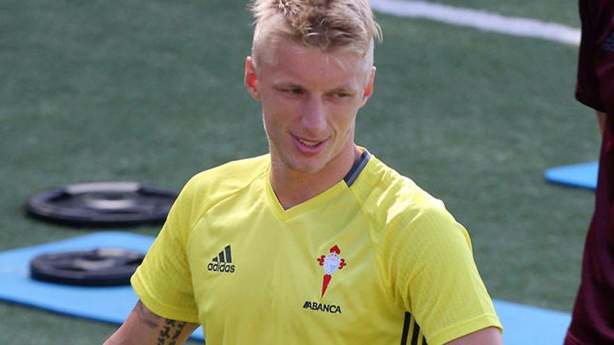 Daniel Wass, en A Madroa. // Marta G. Brea