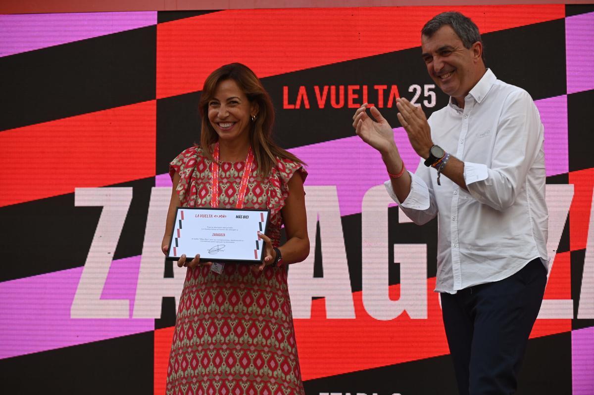 En imágenes | Así se ha vivido la llegada de La Vuelta a Zaragoza.