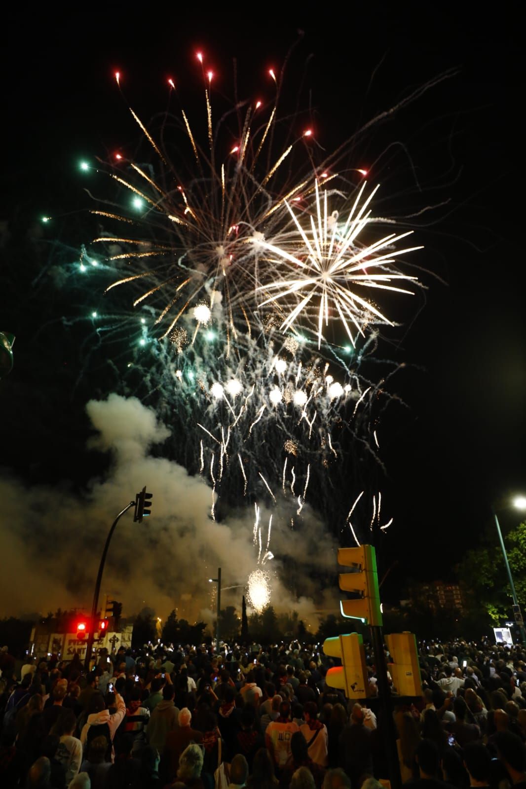 Los fuegos artificiales ponen un bonito broche final a las Fiestas del Pilar 2025